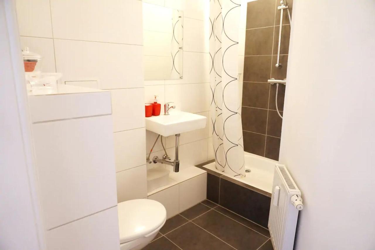 ברלין Cozy Studio In Friedrichshain, 4 Quiet Guests Only מראה חיצוני תמונה